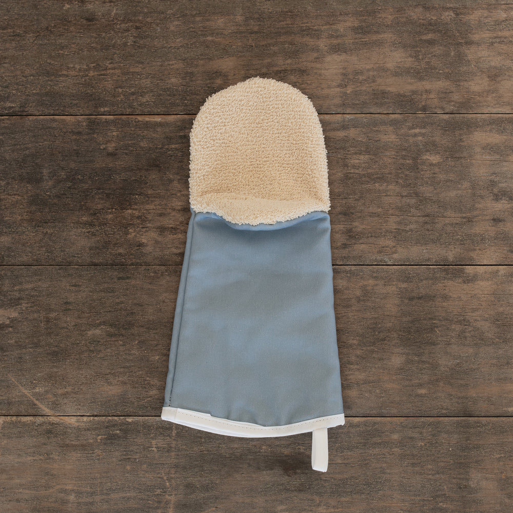 Fish Oven Mitt In Bewl Blue