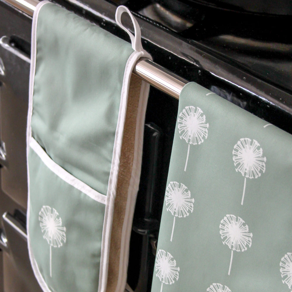 Dandelion Oven Glove In Sage - Zed & Co