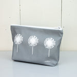 Dandelion Washbag In Grey - Zed & Co